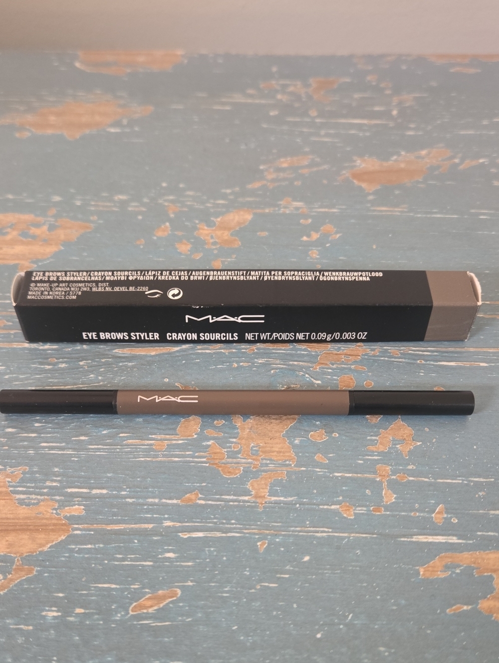 MAC Cosmetics Eyebrow Styler Pencil - Stylized (New In Box)